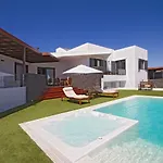 فيلة Carlota